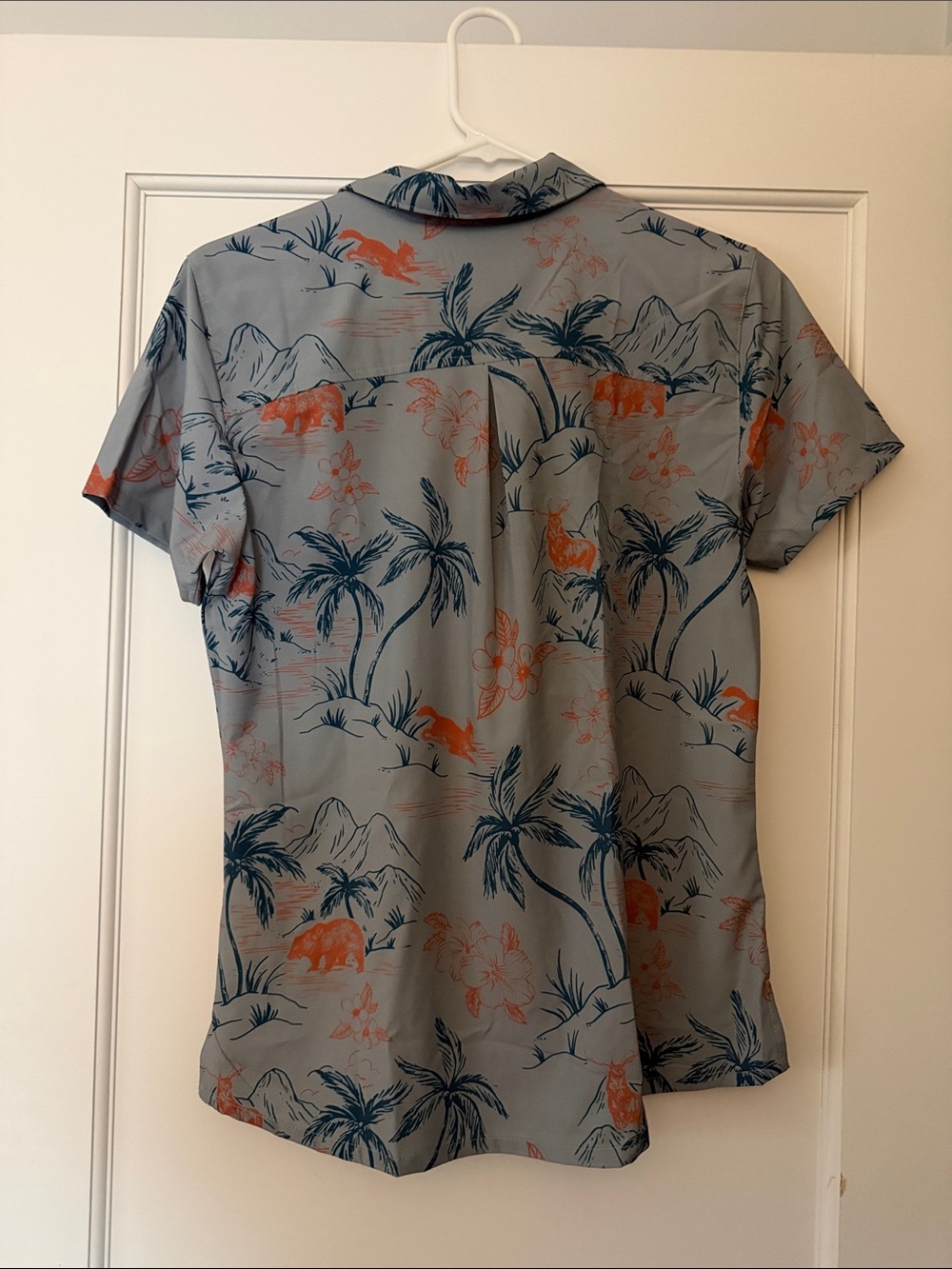 Women’s Anderson Bike Shirt by Flylow in medium - Picture 2 of 5